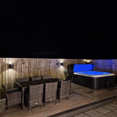ביוד No 1 The Paddock - Spacious Holiday Home With A Hot Tub מראה חיצוני תמונה
