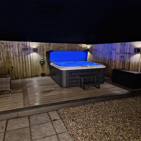 ביוד No 1 The Paddock - Spacious Holiday Home With A Hot Tub מראה חיצוני תמונה